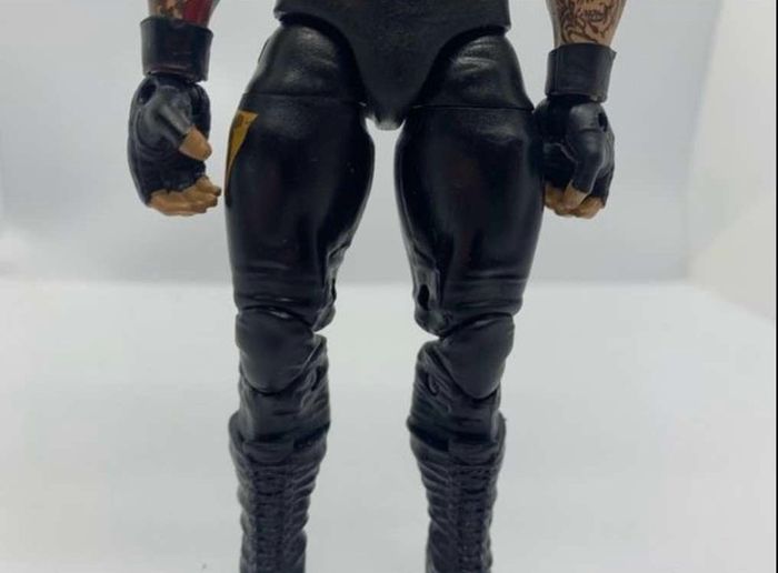 wwe elite series 27 The Undertaker action figure