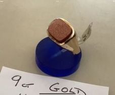 New 9ct Solid Gold Ring. Great Price. ( Very Unusual Gold Stone )REDUCED PRICE