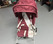 Maclaren triumph light weigh stroller
