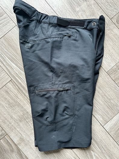 MTB - Leatt 2.0 short (Jr size L)