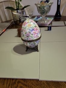 Egg trinket box