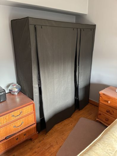 Popup Wardrobe