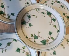 Noritake Keltcraft Ivy Lane Plates Set