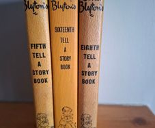 Enid Blyton Tell a Story Books