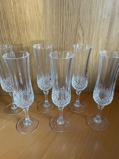 6 Vintage Champagne Flutes