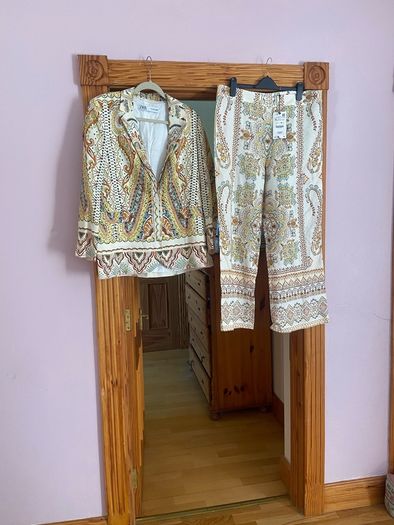 Gorgeous Zara Bloggers Viral Insta Famous Boho Ethnic Print Linen Blend Suit, Blazer and Trousers