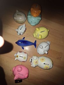 Job lot of nice piggy banks, going to put as 1 euros so anyone can make me an offer,  best offers pls, need gone ASAP.