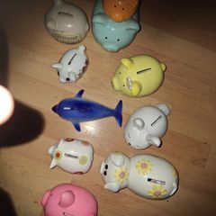Job lot of nice piggy banks, going to put as 1 euros so anyone can make me an offer,  best offers pls, need gone ASAP.