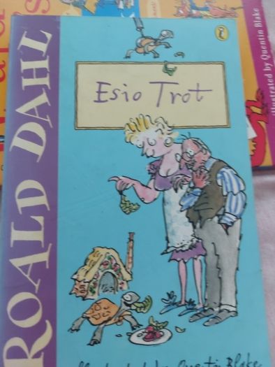 Roald dahl selection (268)