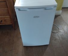 belling under counter fridge