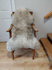 sheepskin rugs x5