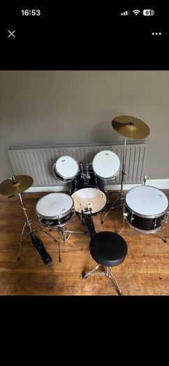 Drum kit