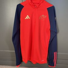 Mens Munster Rugby top size XS