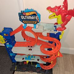 Hot Wheels Garage