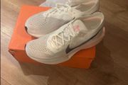 Nike Zoom Vaporfly UK12