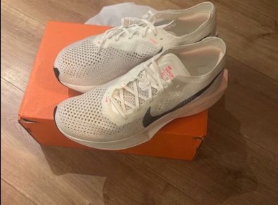 Nike Zoom Vaporfly UK12