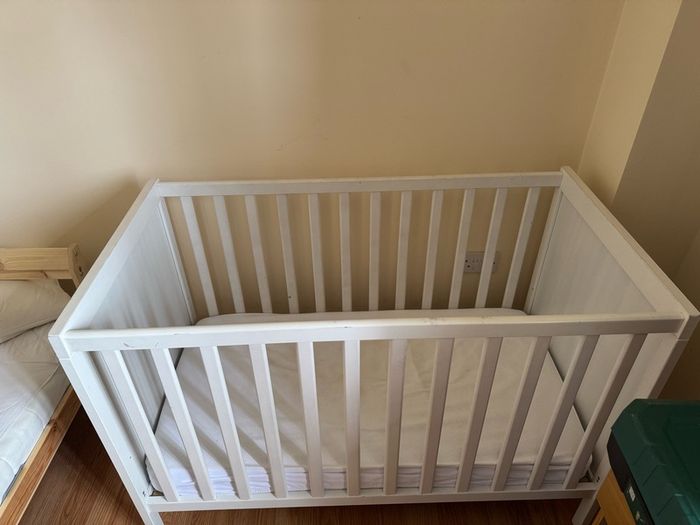 cot baby toddler  bed