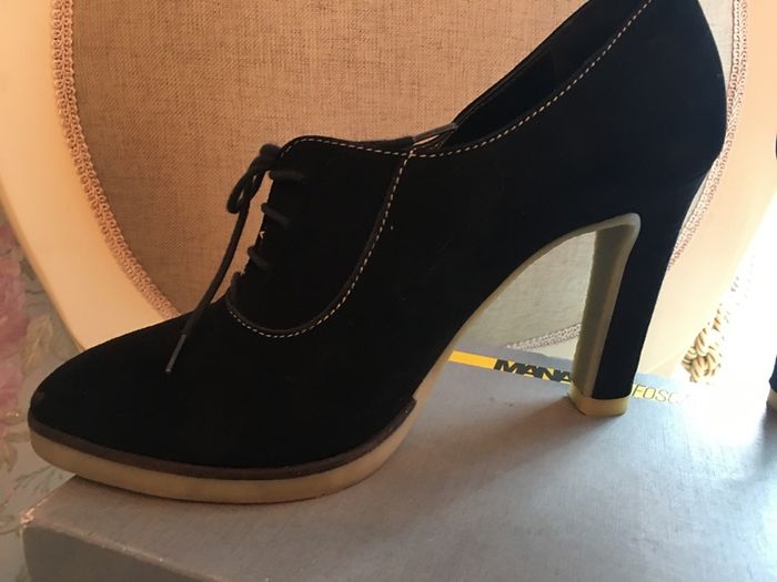 Lee Foscatti suede ankle boots. Uk 6. Worn twice