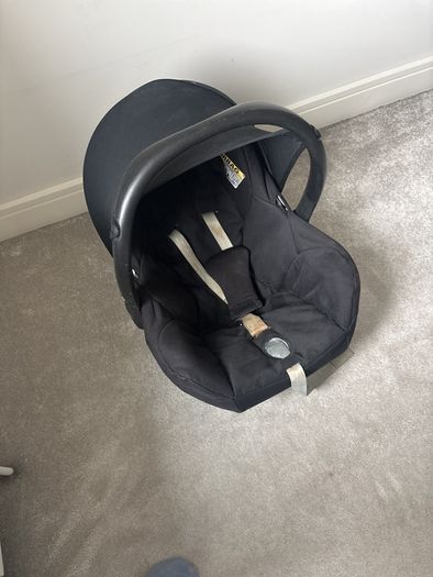 Maxi Cosi car seat without insert