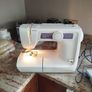 sewing machine Image 2