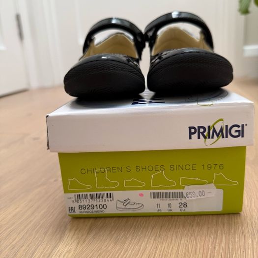 Primigi black patent school shoes size 10 EU28