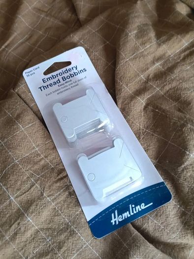 Hemline Embroidery Bobbins Paper