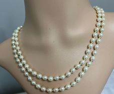 pearl necklace