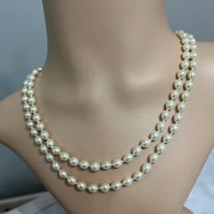 pearl necklace