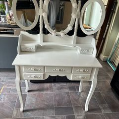 Capri White Dressing Table with Mirror