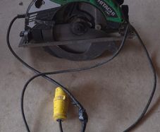 Hitachi C9U2 Circular Saw 110V Working No Blade