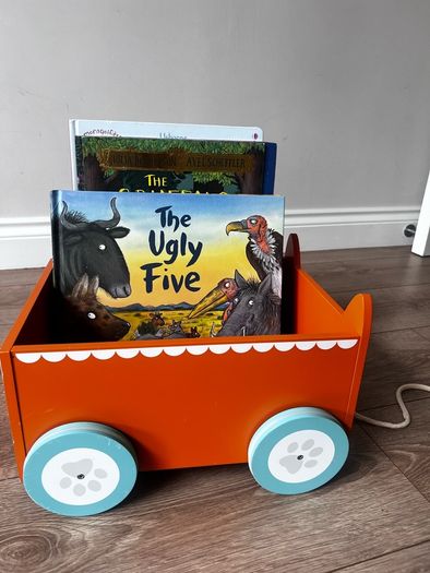 Animal Book Box Carrier