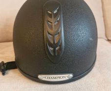 Riding hat