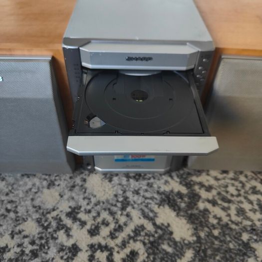 Sharp Hi-fi stereo sistem
