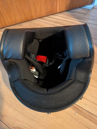 Helmet OMP