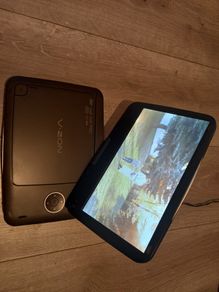 V-Zon portable DVD player - working order