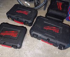 Milwakee/Bosch tools