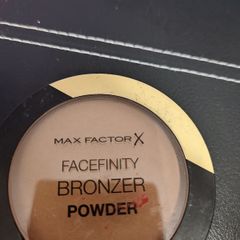 New Max Factor Bronzer