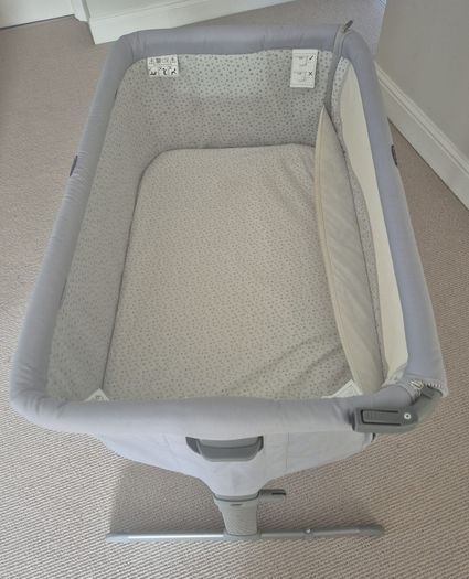 Chicco Next2Me Bedside Crib & Travel Case