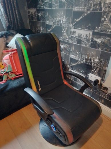 Gaming chair