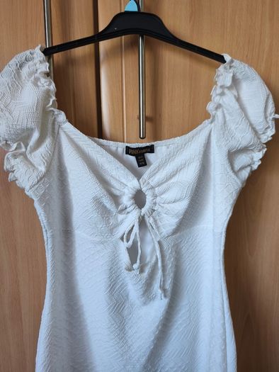Dress size 14 worn only once