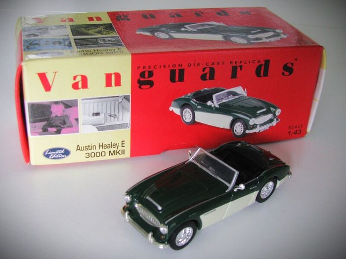 Diecast Model Austin Healey 3000 Mk2 - Collectable Vanguards 1:43