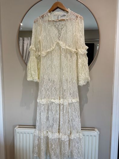 Lace maxi dress
