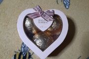 baylis and harding bath bomb set