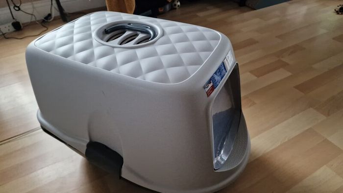 Cat Litter Box