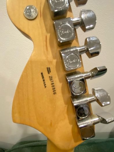 Fender Performer Series Highway Strat with case