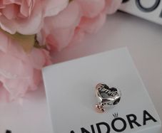 New genuine pandora family charm