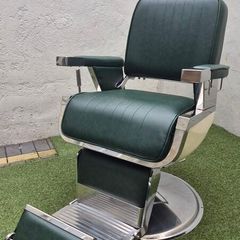 vintage Barbers chair