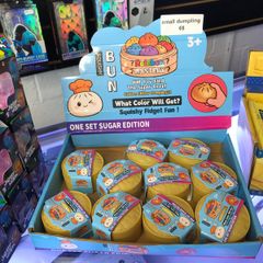 Dumpling bun kids squishy (find the rare glitter gold)