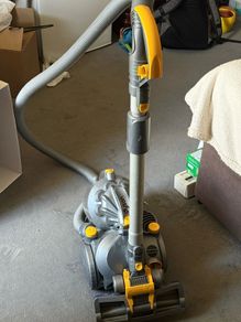 dyson hoover