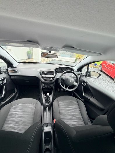 Peugeot 208 1.2L 2016